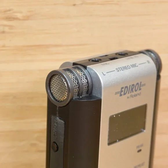 Edirol by Roland R-09 Digital Recorder | 24-Bit WAV/MP3 | Tested & Working - Picture 5 of 12